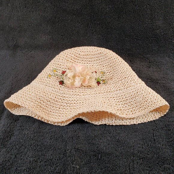 Foldable Beige Straw Bucket Hat w/ Floral Design. - Picture 4 of 5